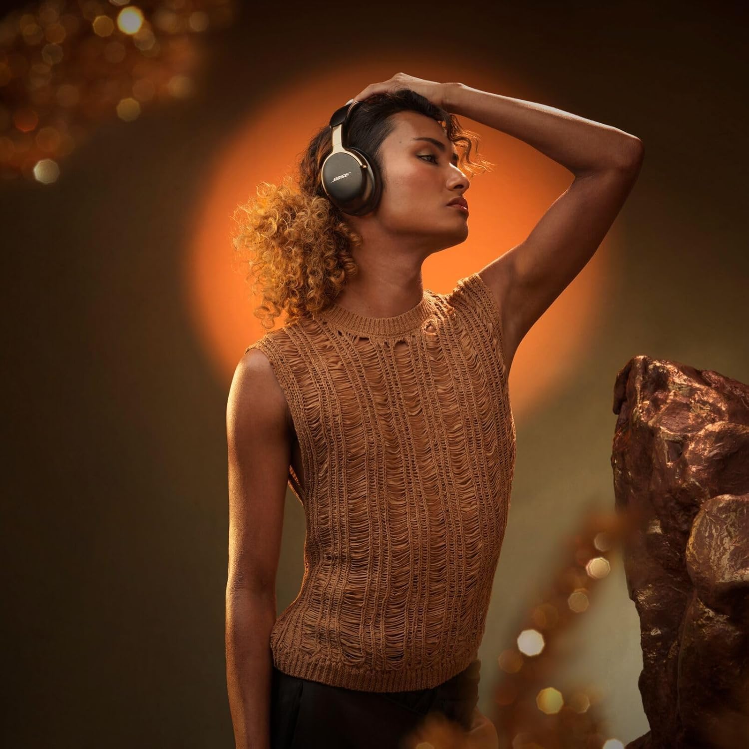 Bose (2nd Gen QuietComfort Ultra Bluetooth Headphones, Wireless Headphones with Spatial Audio, Over Ear Noise Cancelling with Mic, Up to 30 Hours of Play time + 20W Wall Charger (Desert Gold)