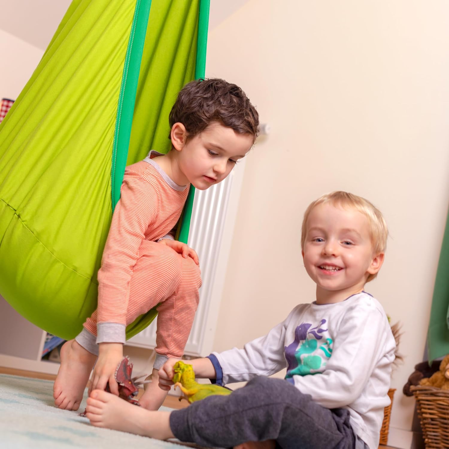 La Siesta® Joki Air Hanging Nest Sensory Swing for Kids - Weather-Resistant Outdoor Indoor Swing for Kids, Hammock Chair Pod Swing Ages 3-12 - Froggy