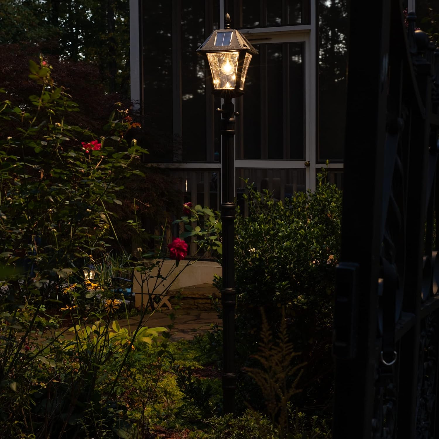 Gama Sonic Baytown II Bulb Solar Lamp Post Light Kit 77-inch Height, Outdoor Single Black Resin and Clear Lens Post Lamp with Pole and EZ Anchor In-Ground Auger, Warm White 2700K (105BSG01)