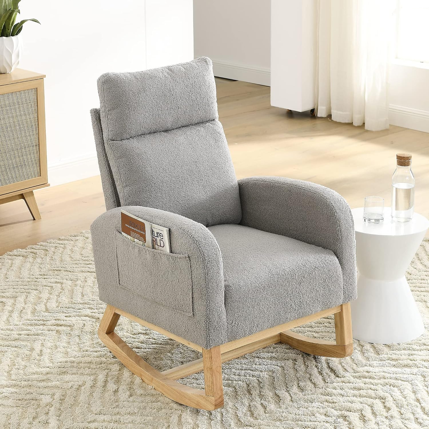 Nursery Rocking Chair with Solid Wood Legs, Glider Chair for Nursery with Two Side Pockets, Rocker Armchair for Living Room Bedroom (Grey, Teddy Fabric)