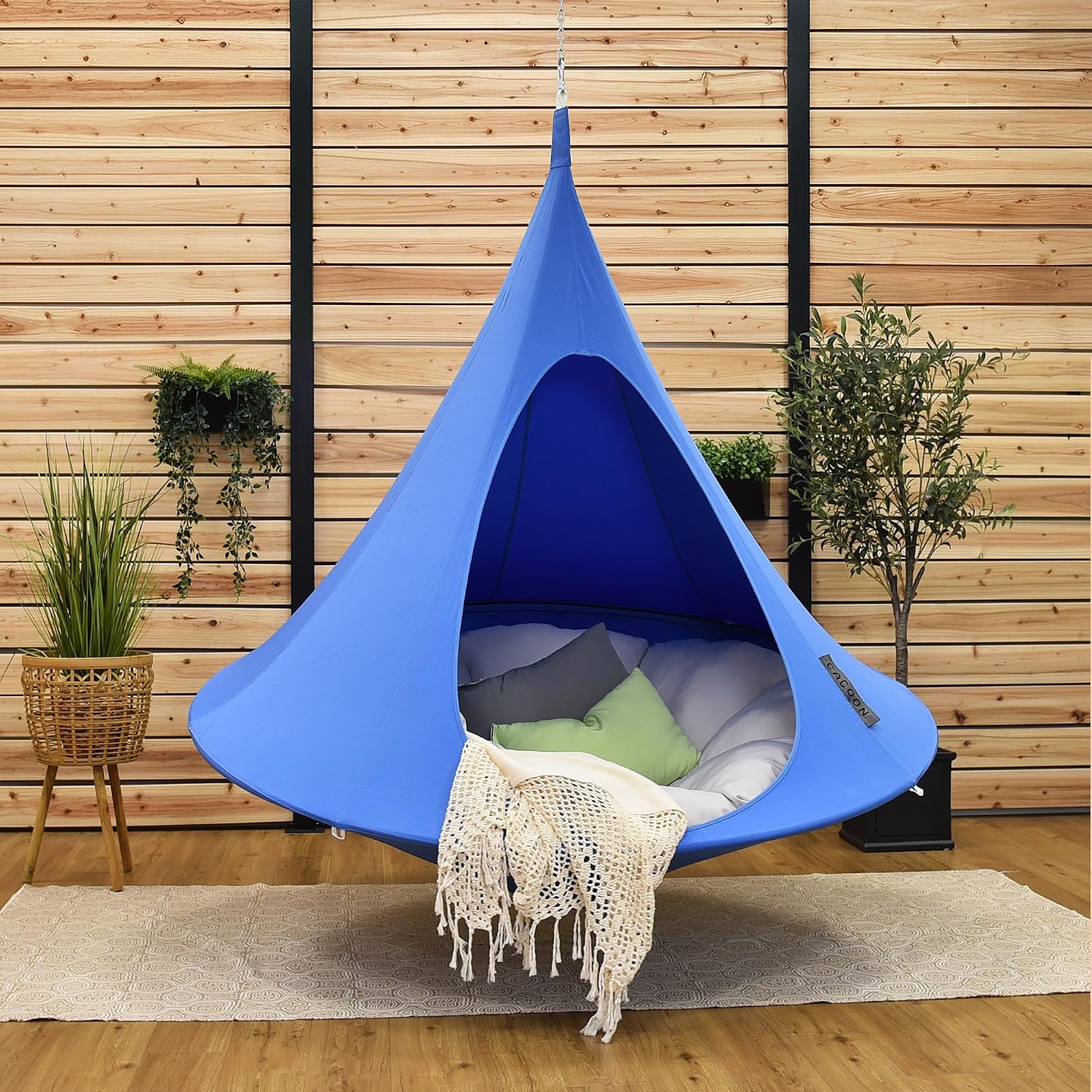 Double Cacoon Hanging Chair for Two – Cozy Indoor/Outdoor Hammock with Polyester Canvas, 440 lb Capacity, Includes 18ft Rope & Carabiner (Sky Blue)